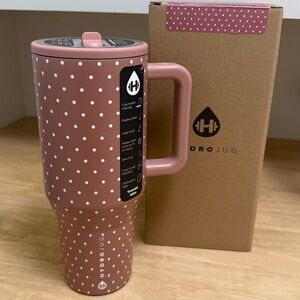 HydroJug Traveler 40oz in Limited Edition “Dottie”
